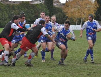 Très souvent à l'attaque au contraire de son hôte, Rieumes s'est fait accrocher. Photo DDM, Gérard Raymond